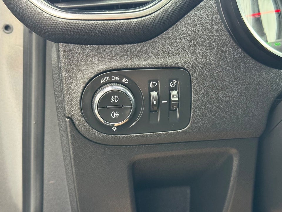 Opel Crossland X 1,2 T 130 Elegance aut. 5d