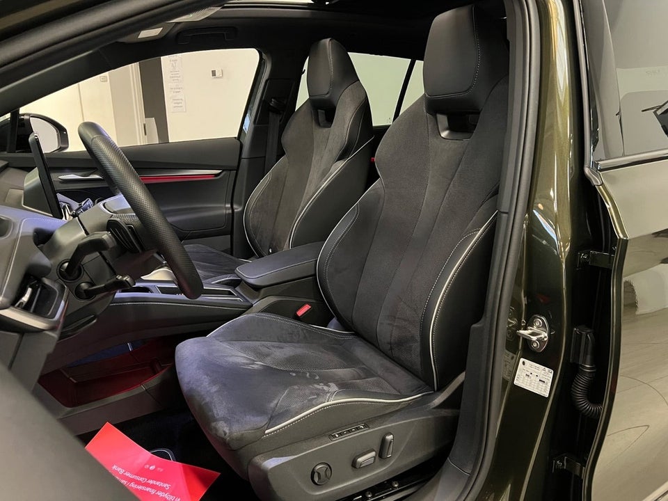 Skoda Enyaq 85x iV Sportline Maxx 5d