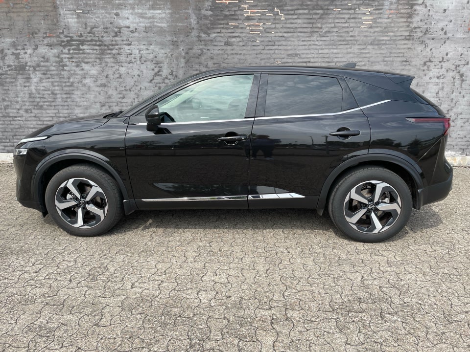 Nissan Qashqai 1,3 mHEV N-Connecta X-tr. 5d