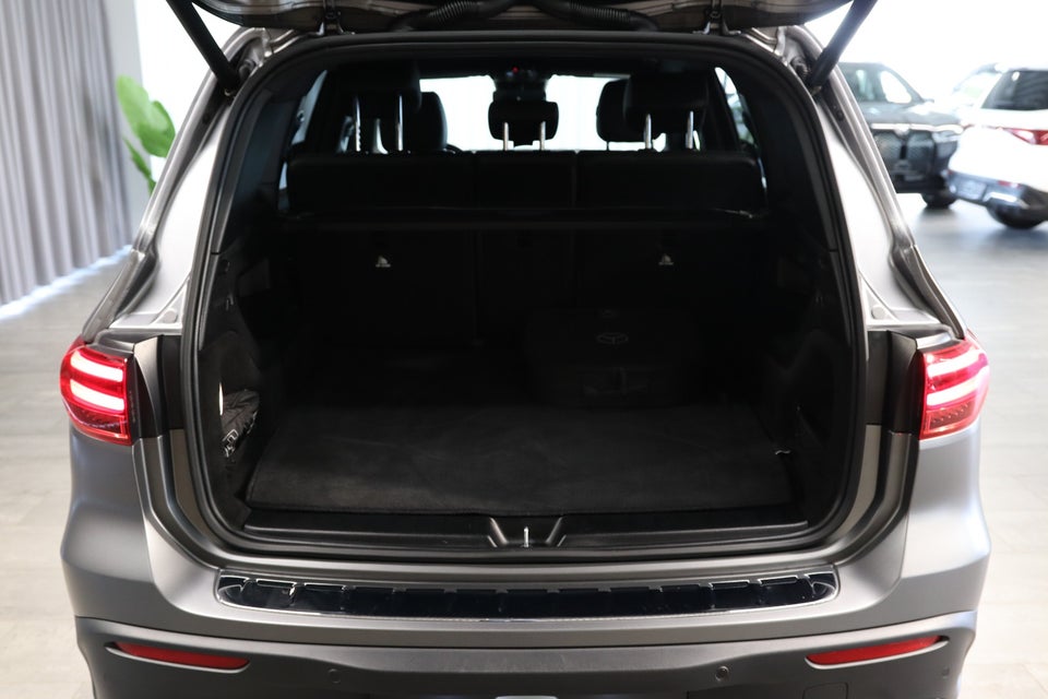 Mercedes EQB350 AMG Line 4Matic 5d