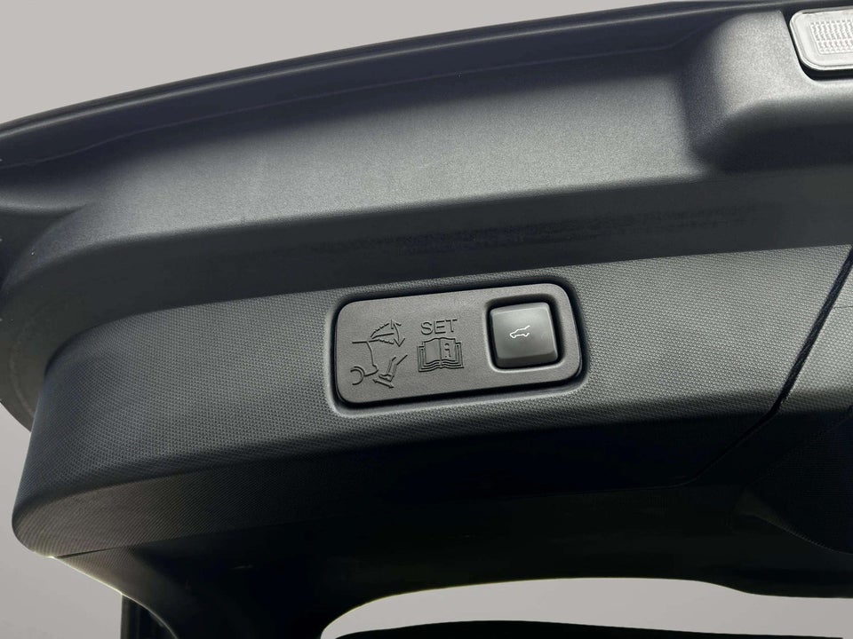 Ford Mustang Mach-E 98 Premium Extended Range AWD 5d