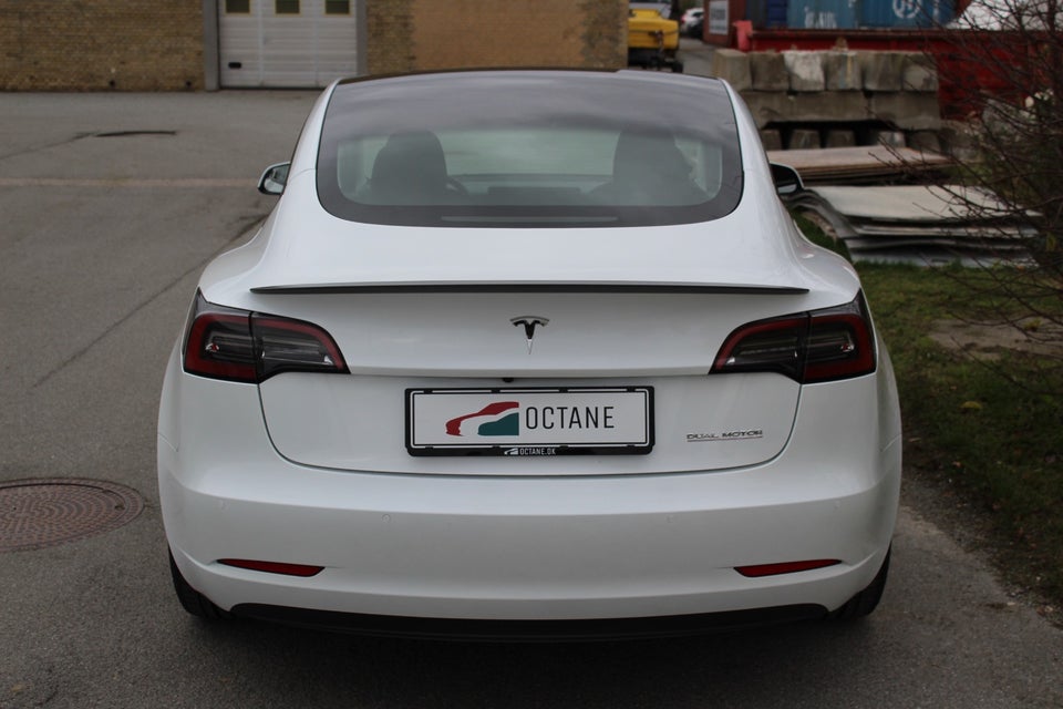 Tesla Model 3 Performance AWD 4d