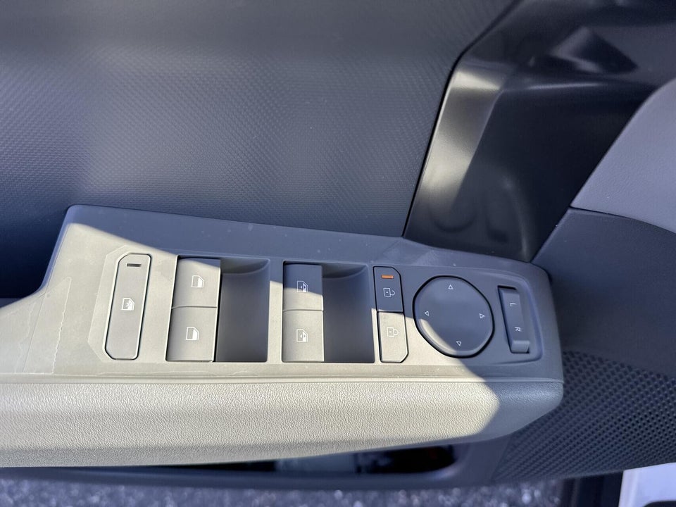 Kia EV3 58 Standard Range Access 5d