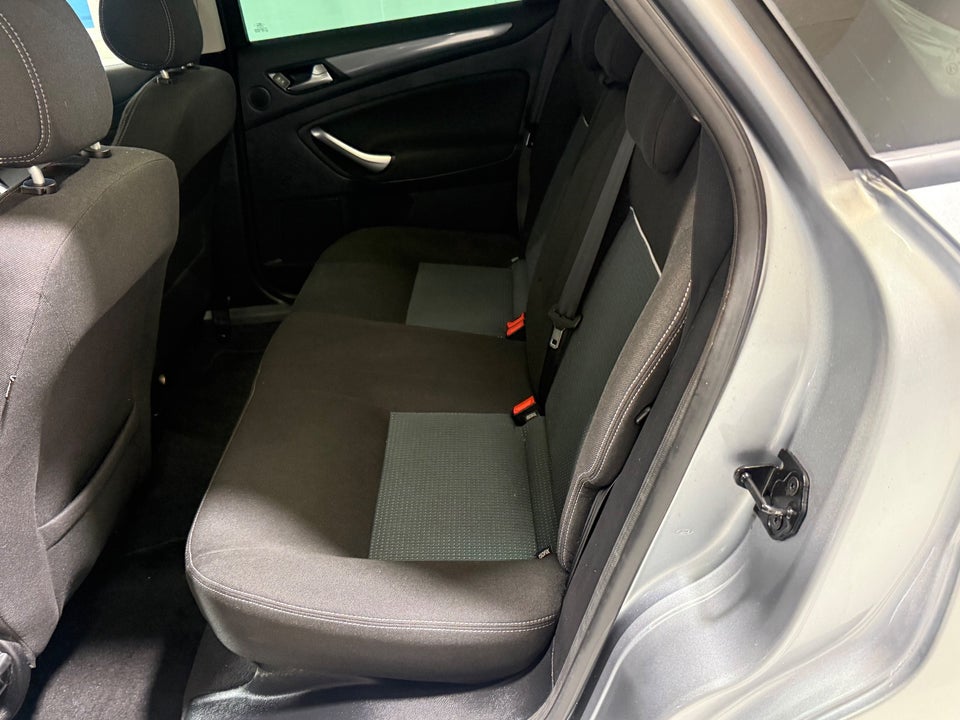 Ford Mondeo 2,0 TDCi 140 Collection stc. aut. 5d