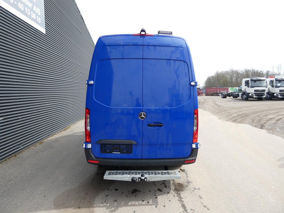 Mercedes Sprinter 317 2,0 CDi A2 Kassevogn aut. RWD