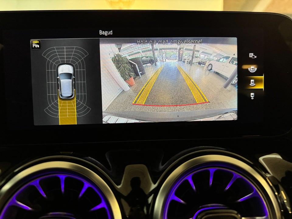 Mercedes EQA300 AMG Line 4Matic 5d