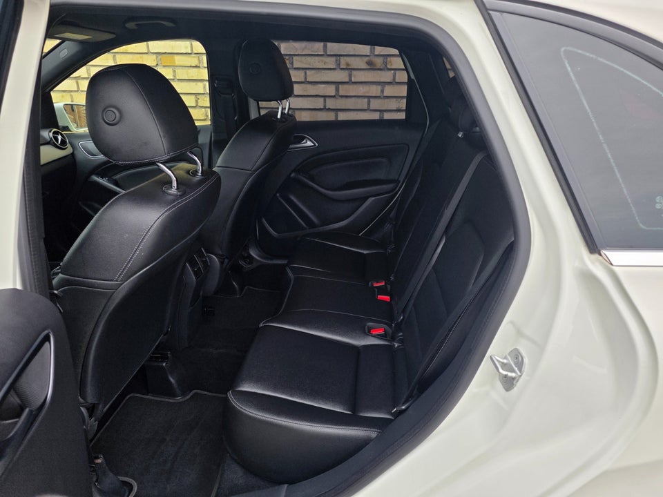 Mercedes B200 d 2,2 Progressive aut. 5d