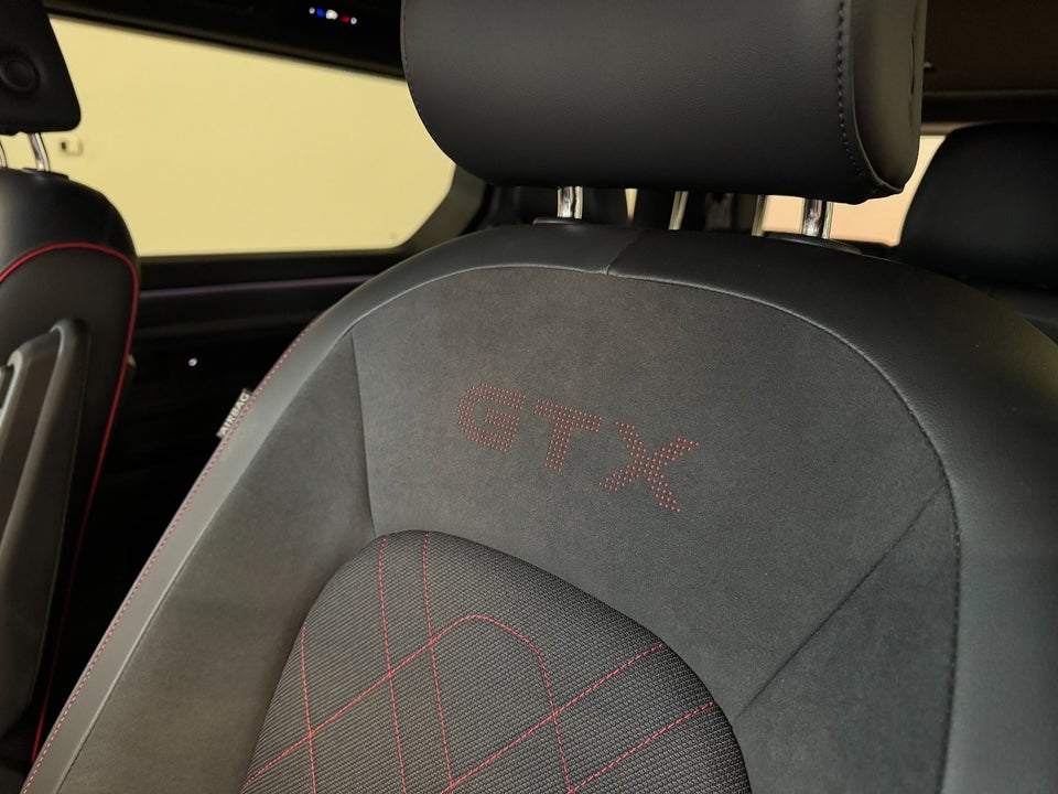 VW ID.Buzz 86 GTX 4Motion 7prs LWB 5d