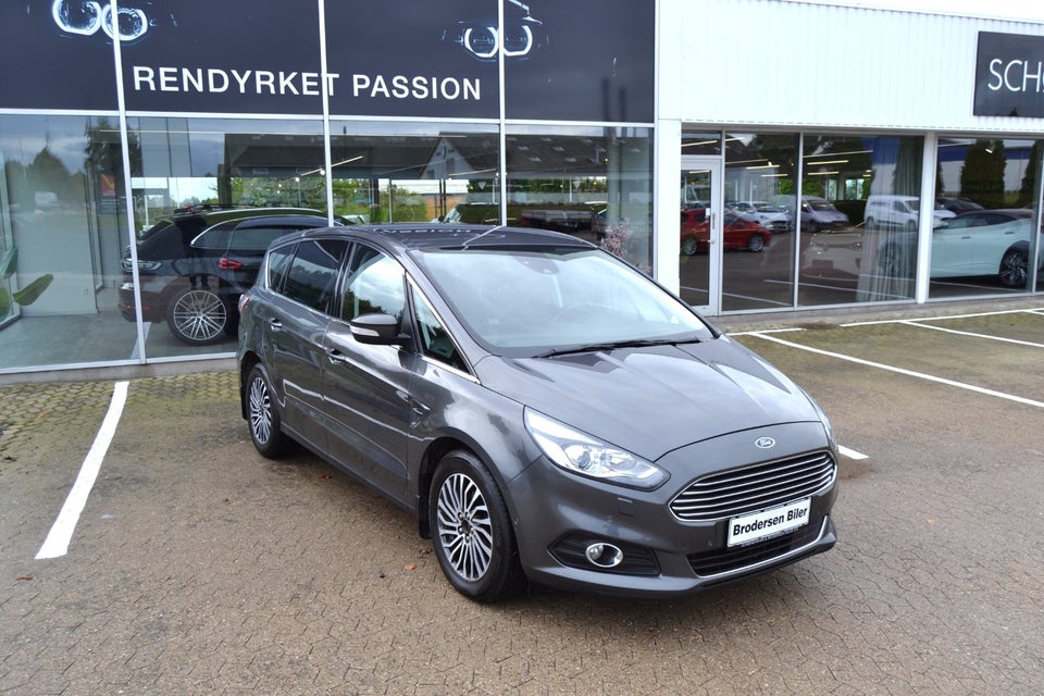 Ford S-MAX 2,0 EcoBlue Titanium aut. 5d