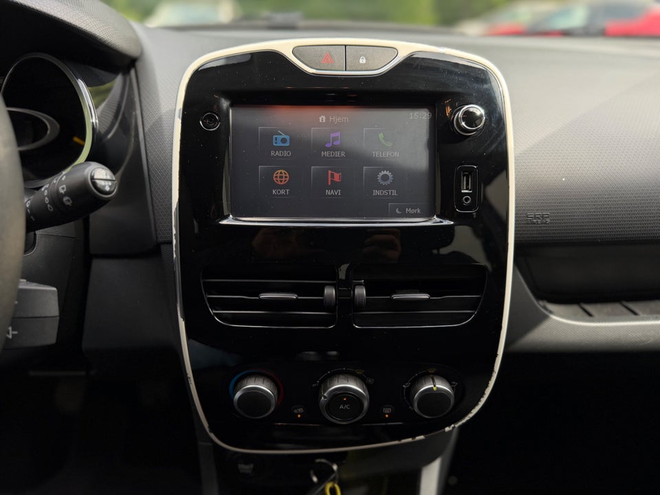Renault Clio IV 1,5 dCi 75 Expression 5d