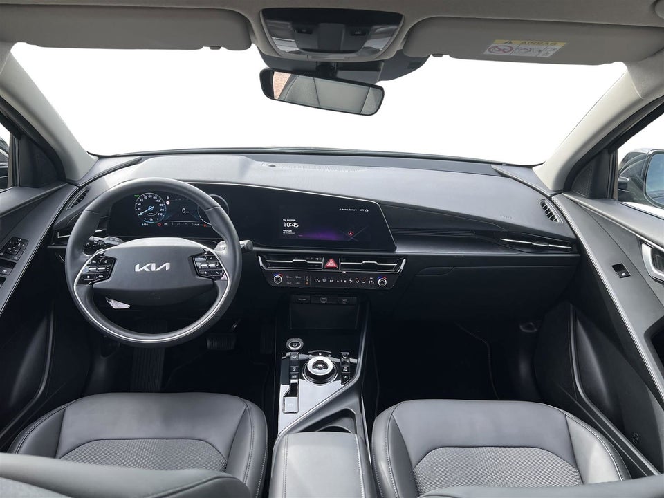 Kia Niro 64 EV Prestige 5d