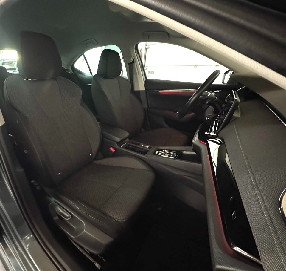 Skoda Octavia 1,4 TSi iV Plus DSG 5d