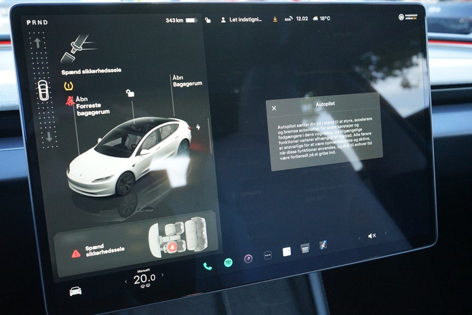 Tesla Model 3 RWD 4d