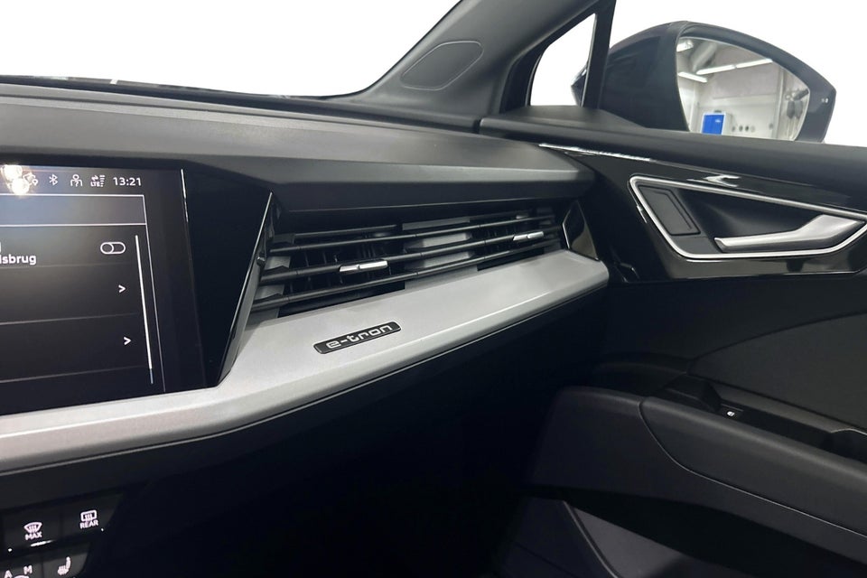 Audi Q4 e-tron 45 Progress 5d