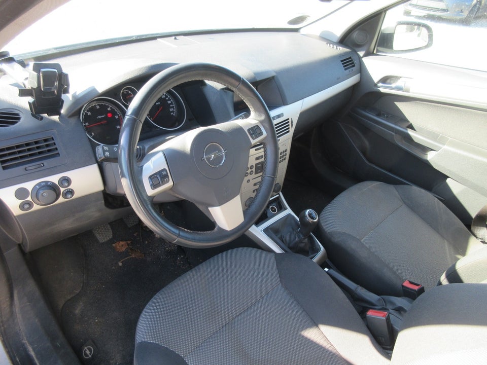 Opel Astra 1,9 CDTi 120 Cosmo Wagon 5d