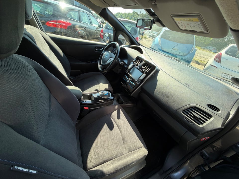 Nissan Leaf 24 Acenta 5d