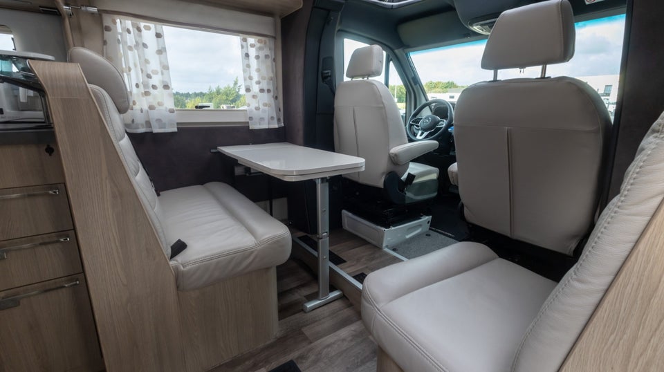 Mercedes Kabe 2,0 Travel Master 750 LGB NOVUM aut. 3d