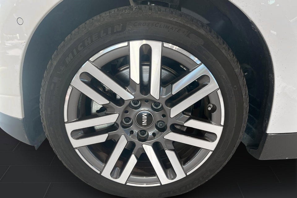 MINI Cooper SE Classic Trim M 3d