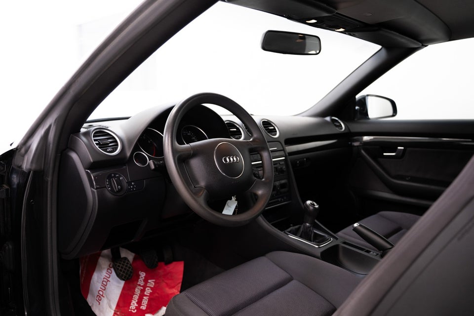 Audi A4 2,4 V6 Cabriolet 2d