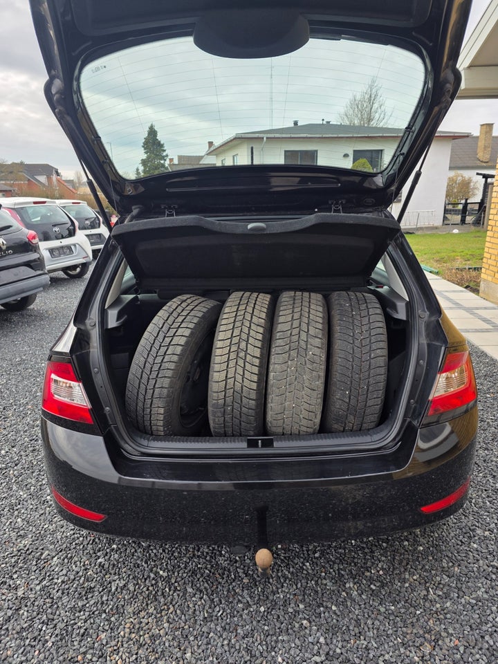 Skoda Fabia 1,0 MPi 75 Ambition 5d