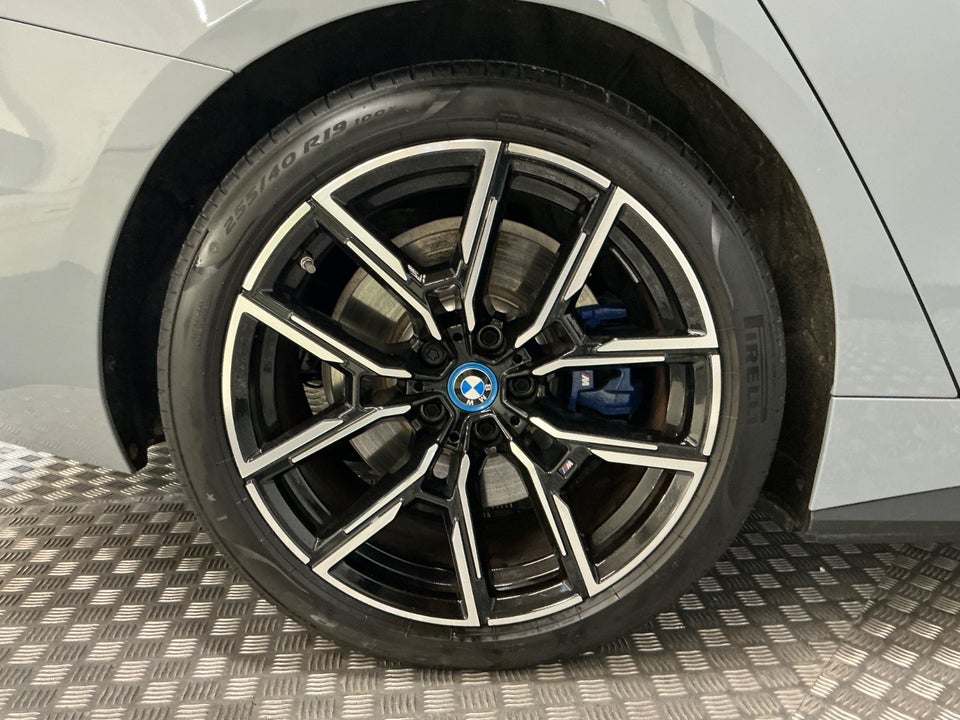 BMW i4 eDrive40 M-Sport Pro 5d