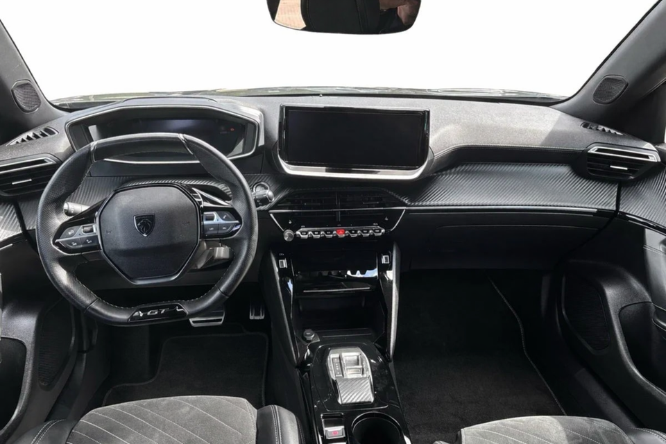 Peugeot e-2008 54 GT 5d
