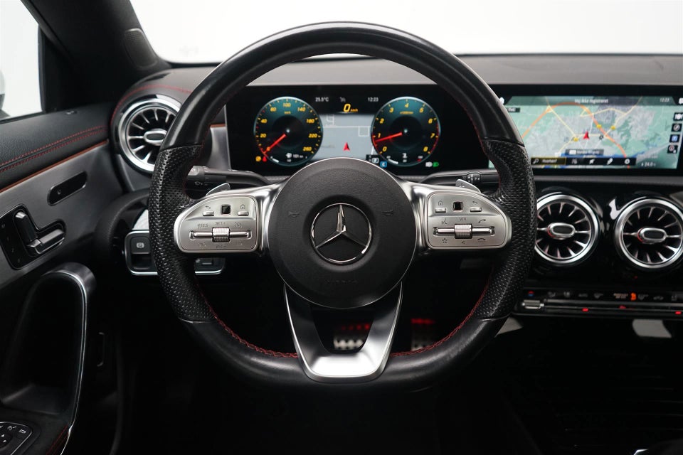 Mercedes CLA250 2,0 AMG Line Coupé aut. 4d