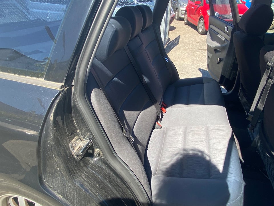 Audi A4 1,6 Avant 5d