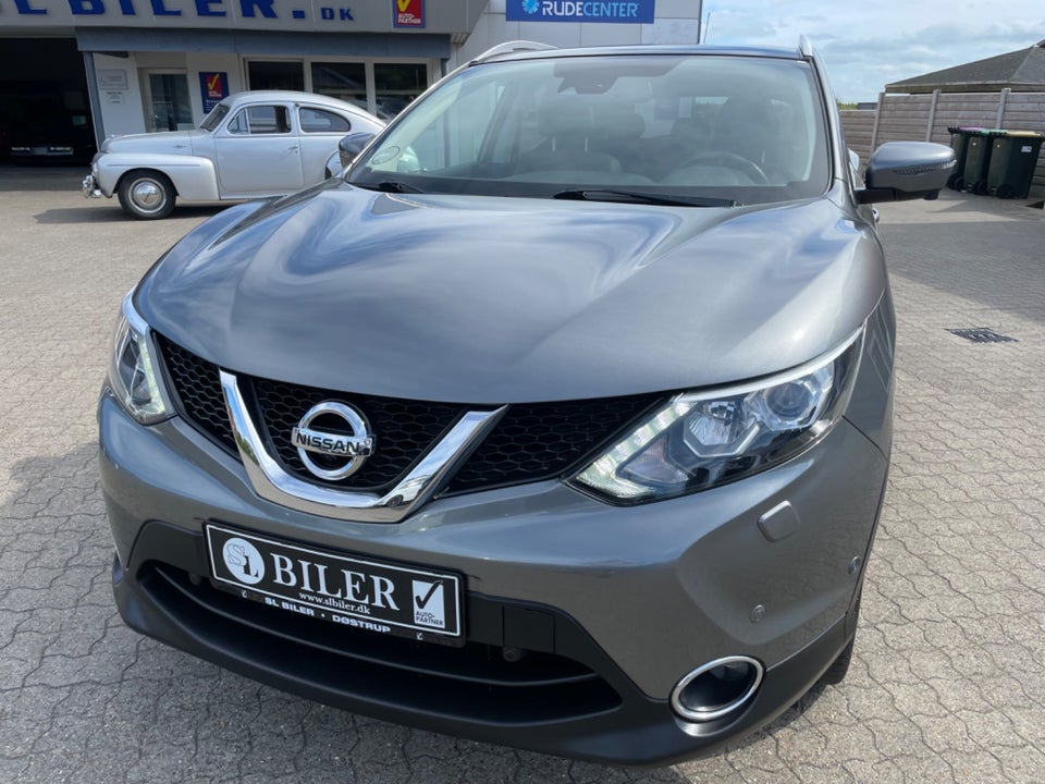 Nissan Qashqai 1,5 dCi 110 Tekna 5d