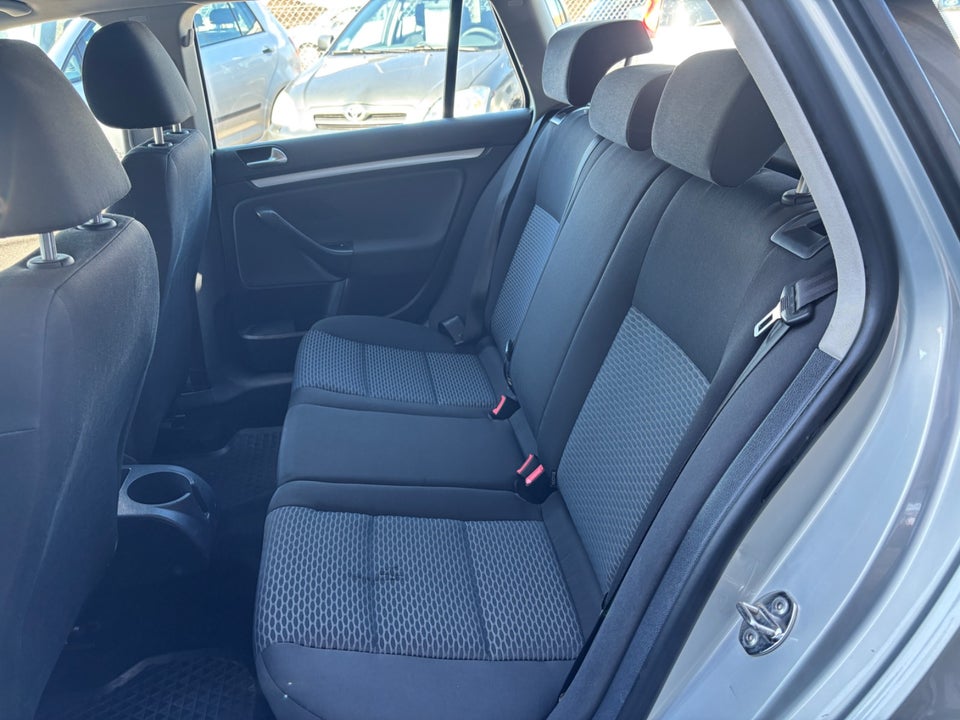 VW Golf VI 1,2 TSi 85 Trendline Variant 5d