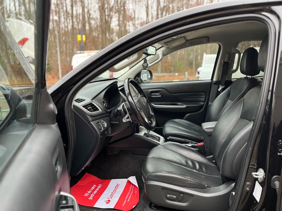 Mitsubishi L200 2,2 DI-D Instyle Db.Kab aut. 4d