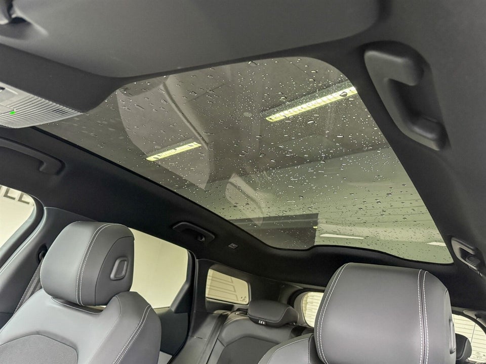 Ford Explorer 82 Premium Extended Range 5d