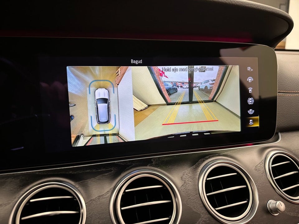 Mercedes E300 de 2,0 AMG Line stc. aut. 5d