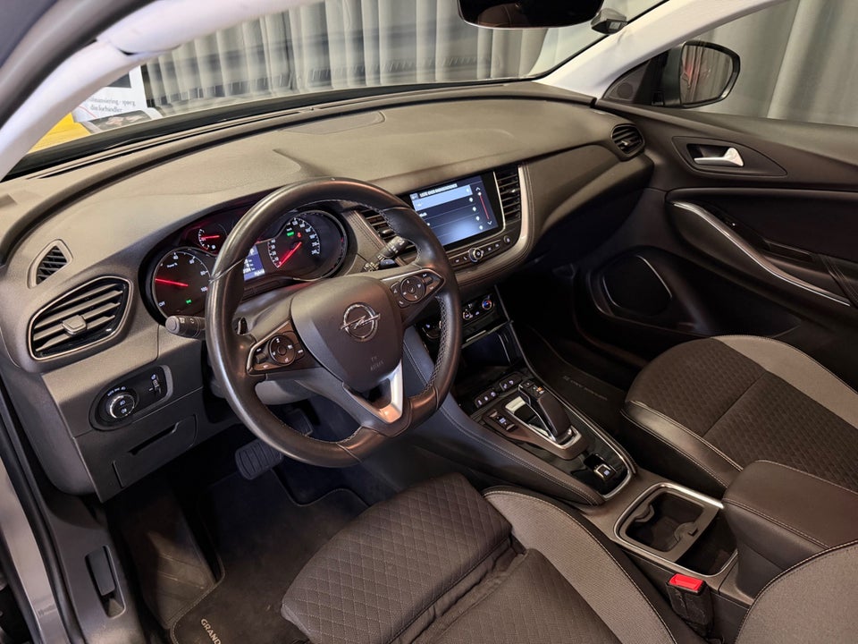Opel Grandland X 1,6 Hybrid4 Ultimate aut. 5d