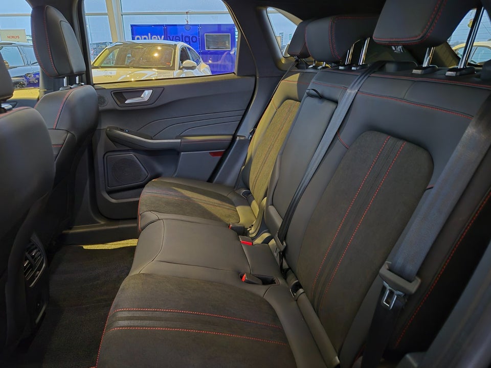 Ford Kuga 2,5 PHEV ST-Line X CVT 5d