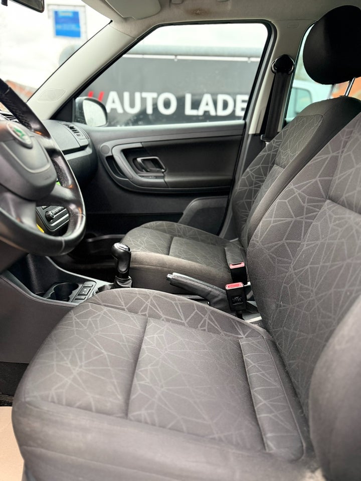 Skoda Fabia 1,2 TSi 105 Ambiente Combi 5d