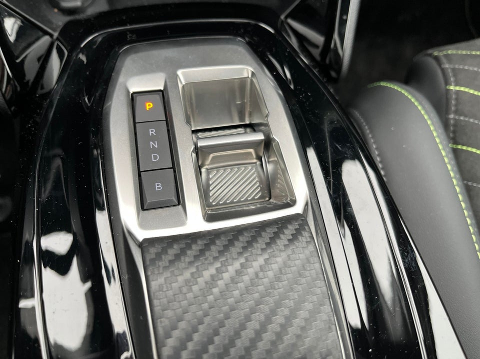 Peugeot e-208 54 GT Pack 5d