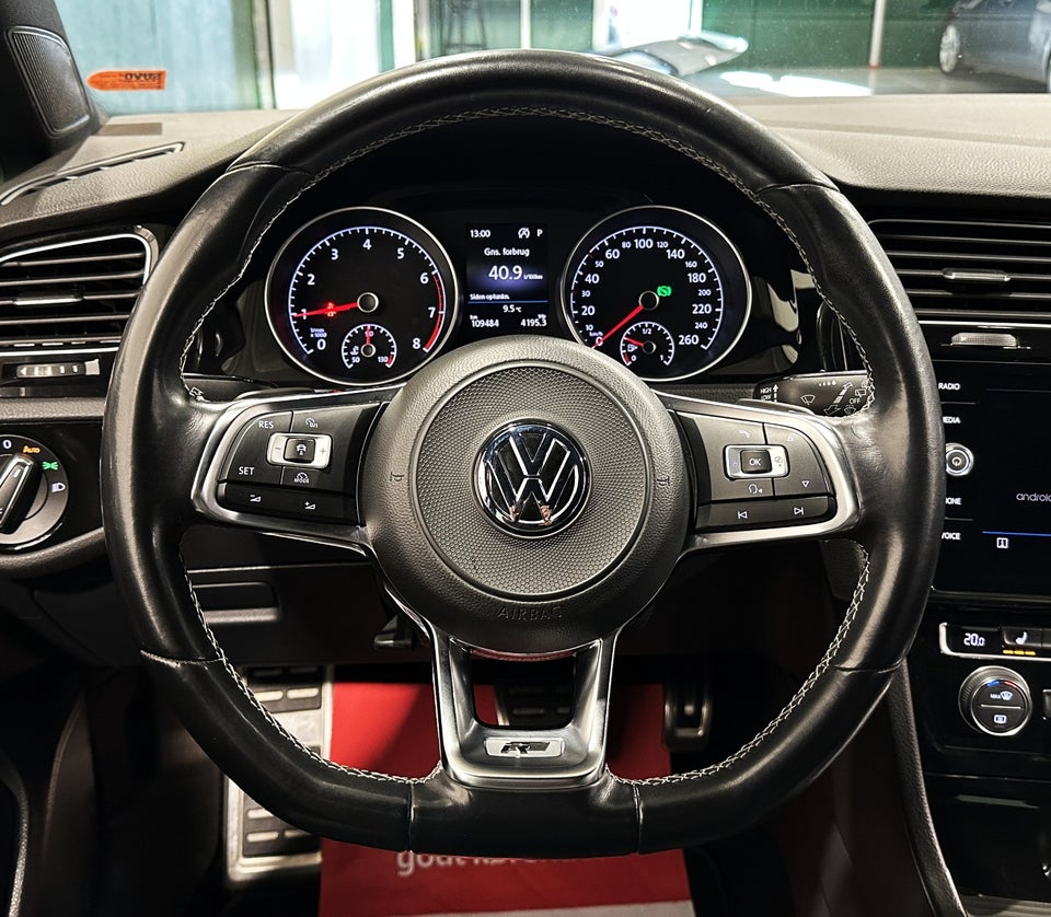 VW Golf VII 1,5 TSi 150 R-line DSG 5d