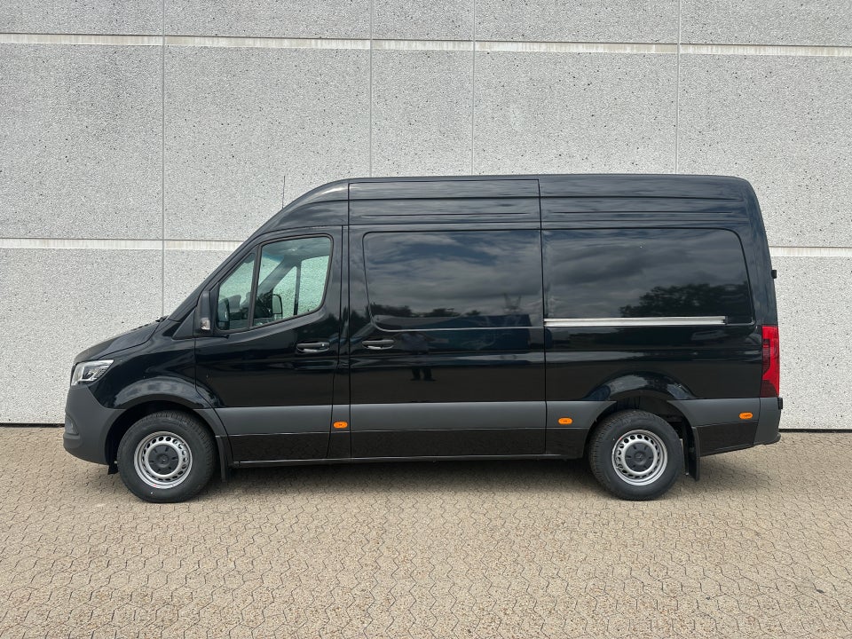 Mercedes Sprinter 317 2,0 CDi A2 Kassevogn SELECT RWD