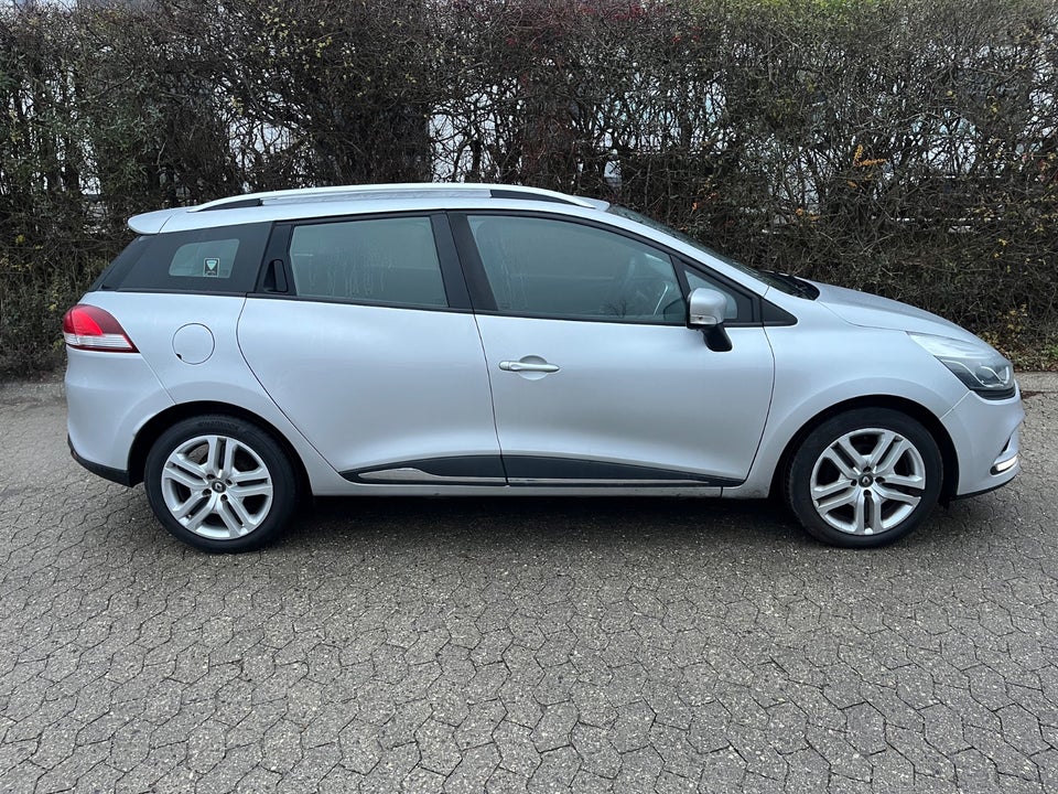 Renault Clio IV 0,9 TCe 90 Limited Sport Tourer 5d