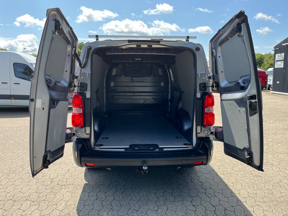 Peugeot Expert 2,0 BlueHDi 144 L3 Premium EAT8 Van