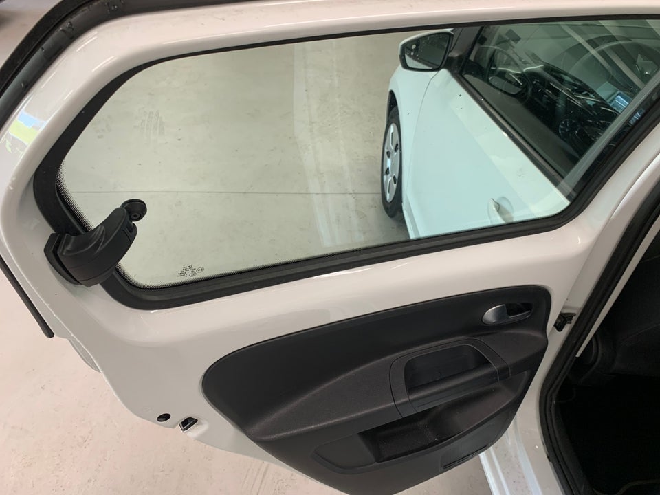VW e-Up! Move Up! 5d