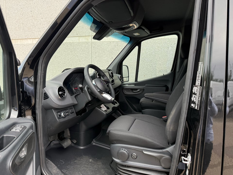 Mercedes Sprinter 317 2,0 CDi A2 Kassevogn SELECT RWD