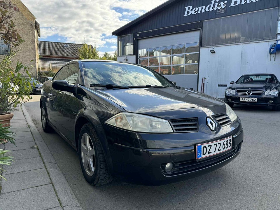 Renault Megane II 1,6 16V CC 2d