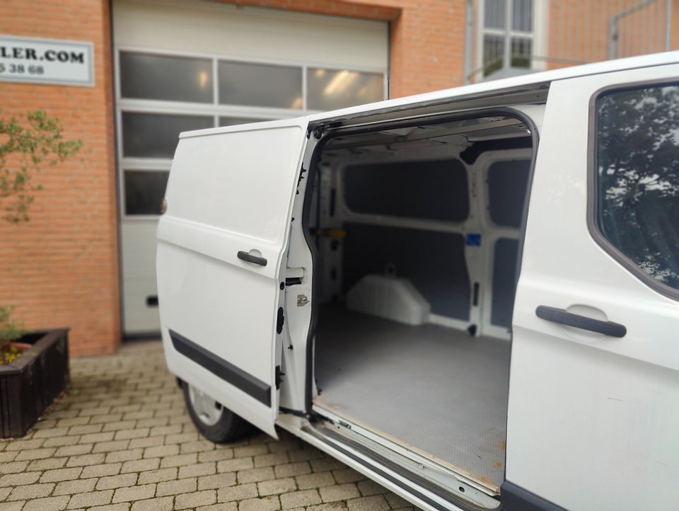 Ford Transit Custom 320L 2,0 TDCi 130 Trend