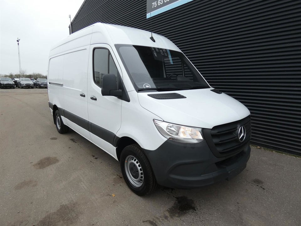 Mercedes Sprinter 317 2,0 CDi A2 Kassevogn aut. RWD