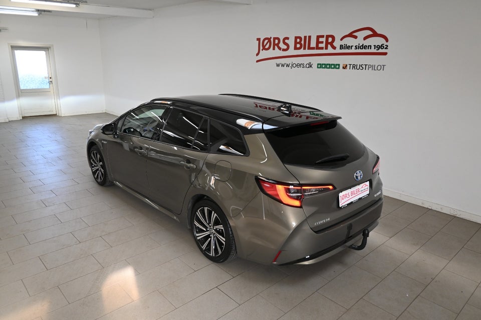 Toyota Corolla 1,8 Hybrid Active Premium Touring Sports MDS 5d