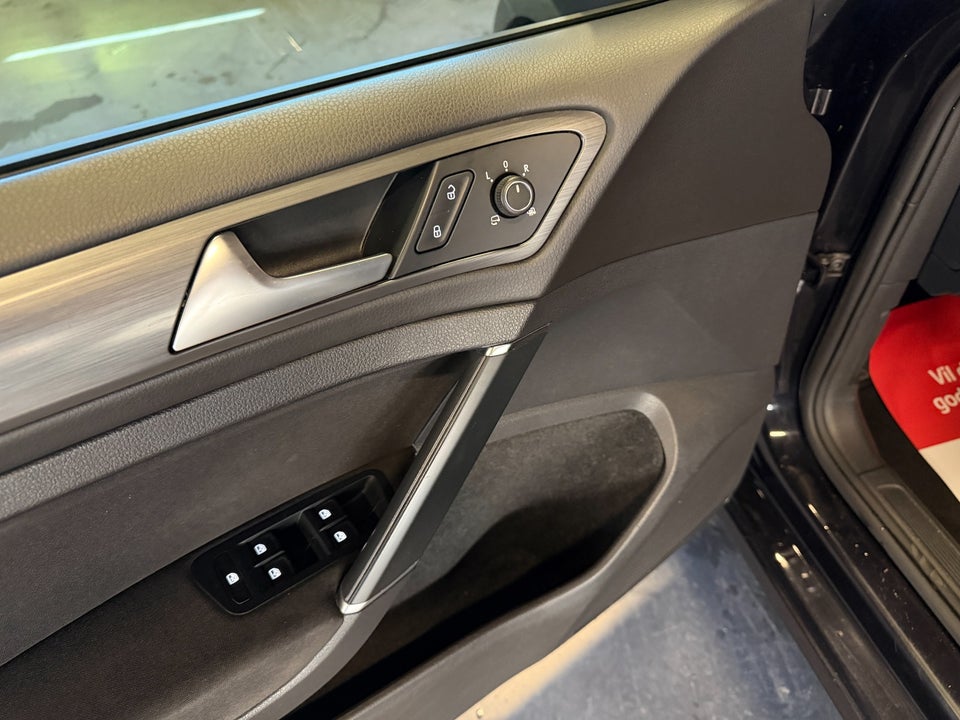 VW Golf VII 1,4 TSi 125 Comfortline 5d