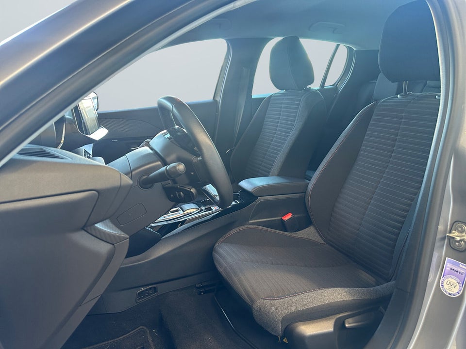Peugeot e-208 50 Active Pack 5d