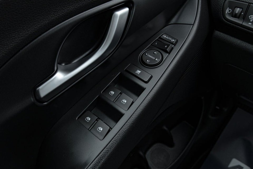 Hyundai i30 1,0 T-GDi Essential stc. 5d